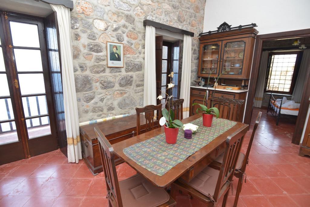 Villa Castello Hydra  Bilik gambar