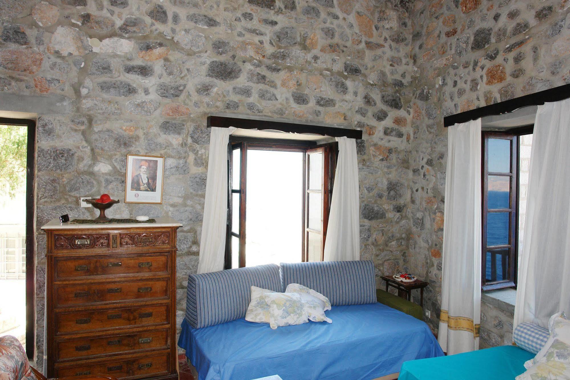 Villa Castello Hydra  Luaran gambar